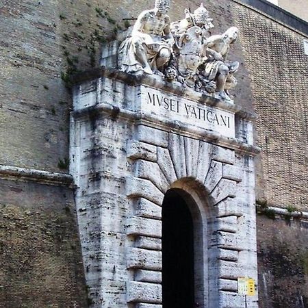 Roman Vatican Apartment Freewifi Luaran gambar